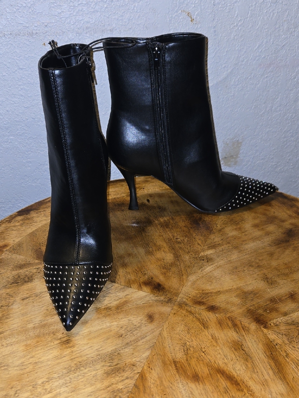 Women's Nine West Studded Pointed Toe Mid-Calf Stiletto Heel Boots In Size 9.5
